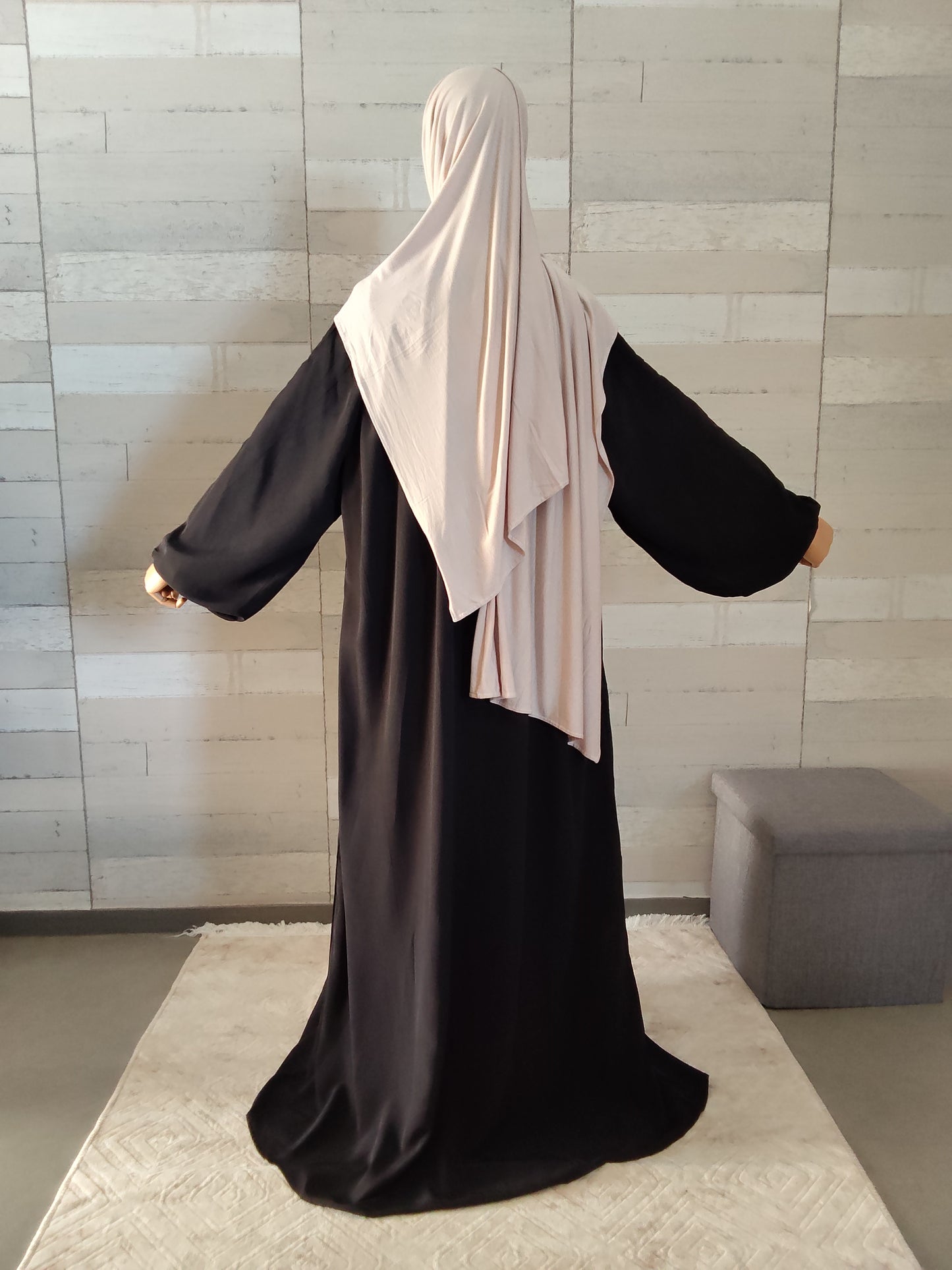 Abaya évasée noir