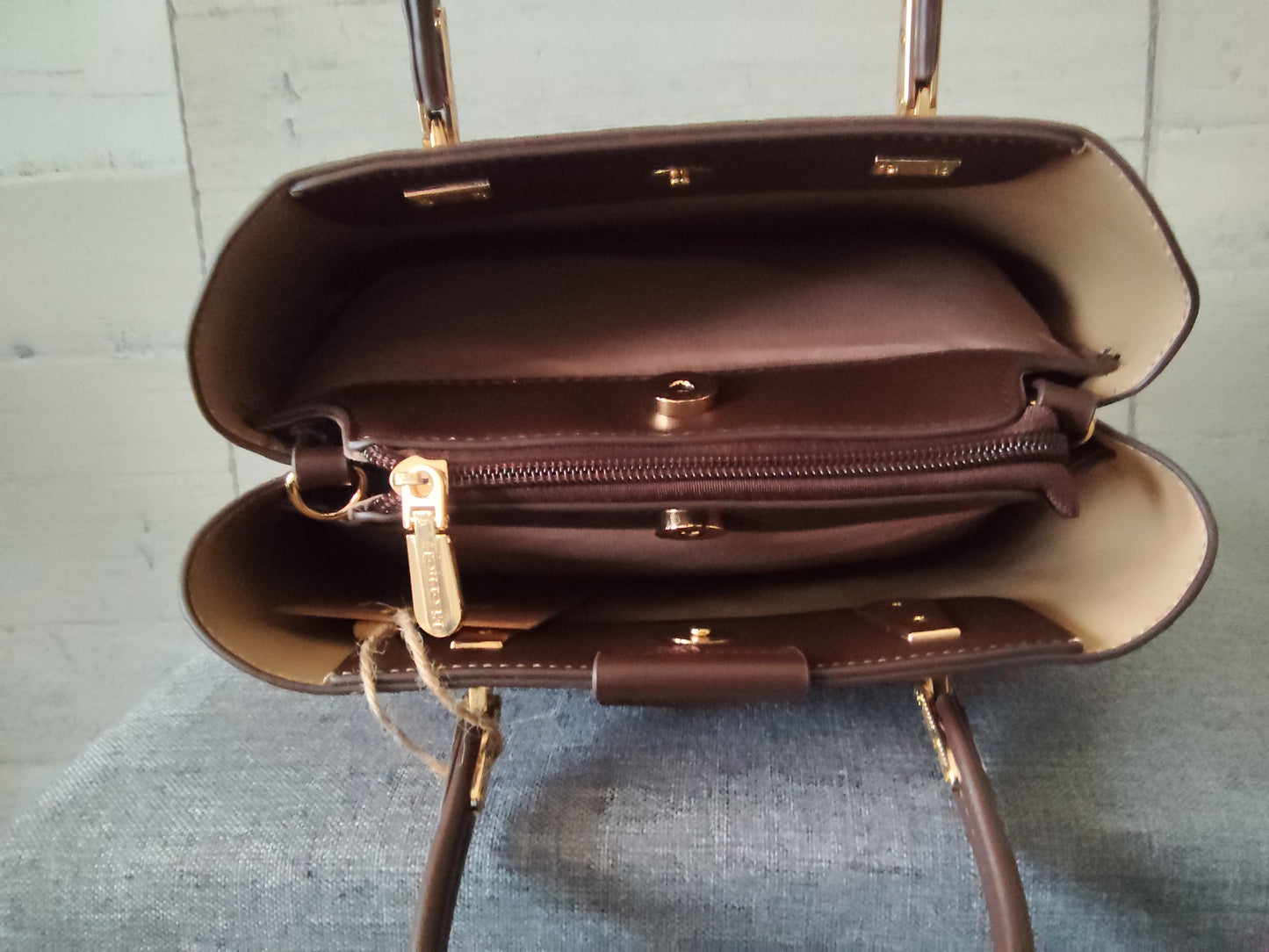 Sac à main marron café simili-cuir