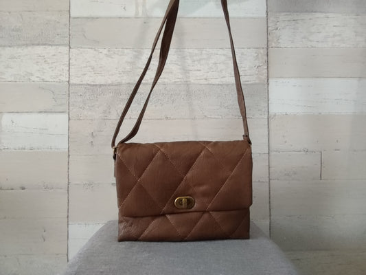 Sac à main bandoulière marron chocolat en simili-cuir