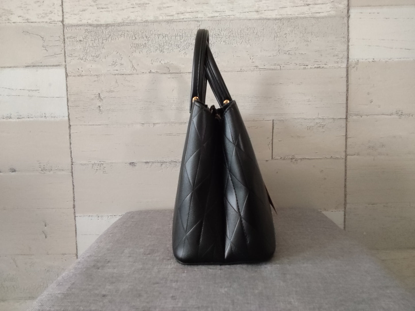 Sac à main noir simili-cuir